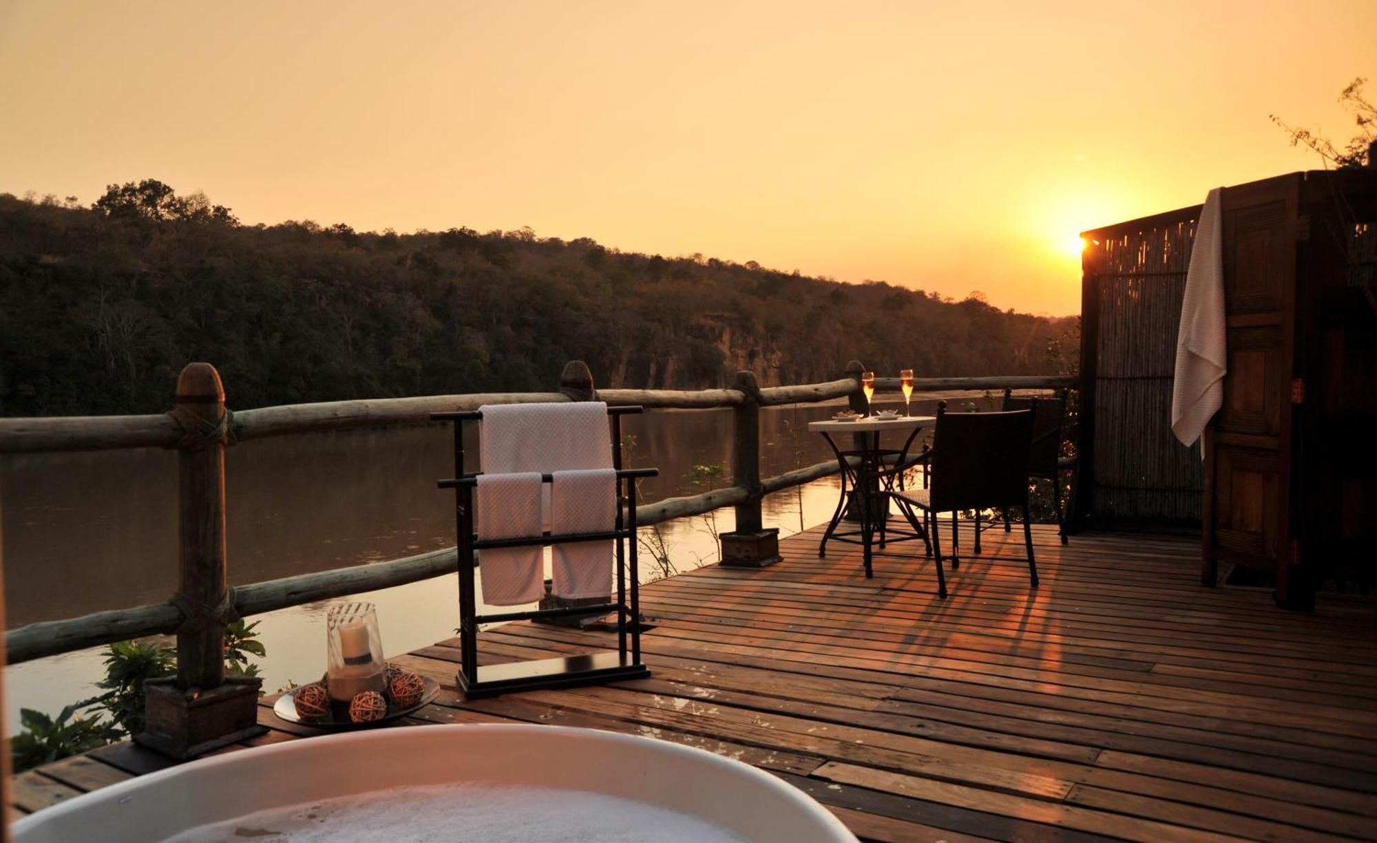 Serena Mivumo River Lodge Mkalinzu Exterior foto