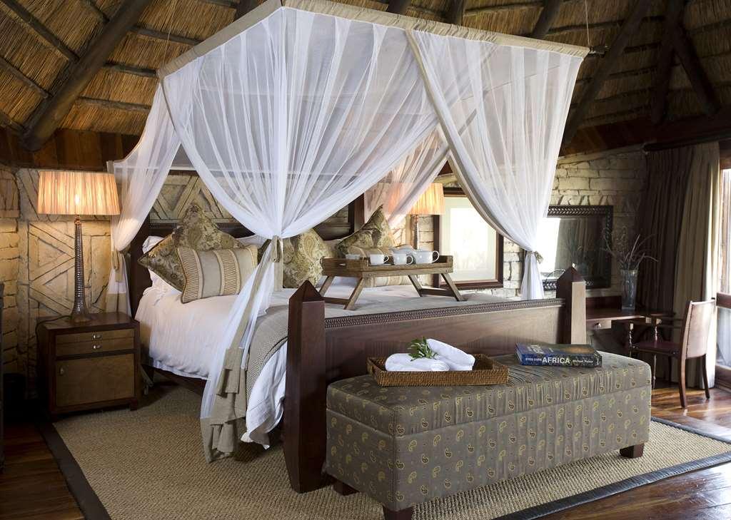 Serena Mivumo River Lodge Mkalinzu Quarto foto
