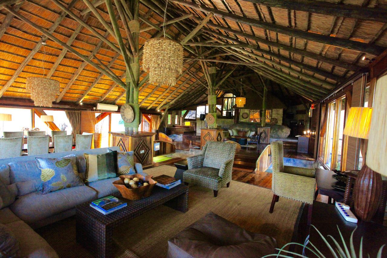 Serena Mivumo River Lodge Mkalinzu Exterior foto